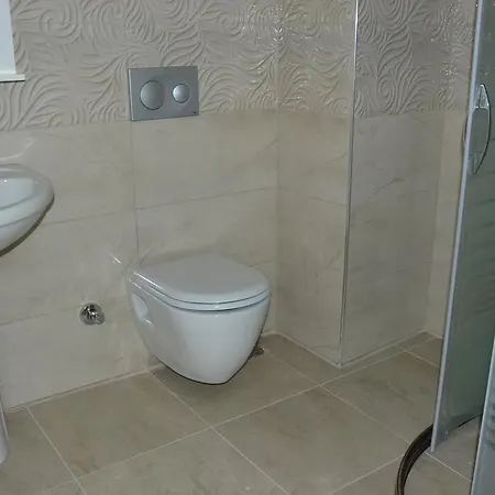 Hotel apartamentowy Monalisa 2*