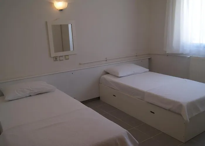 Monalisa アパートホテル