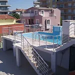 Aparthotel Monalisa 2*