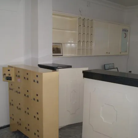 Aparthotel Monalisa 2*