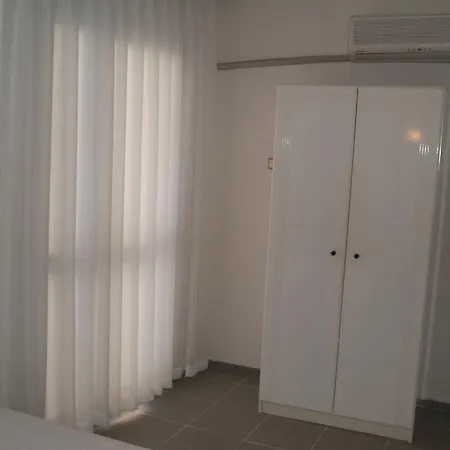 Monalisa Aparthotel 2*